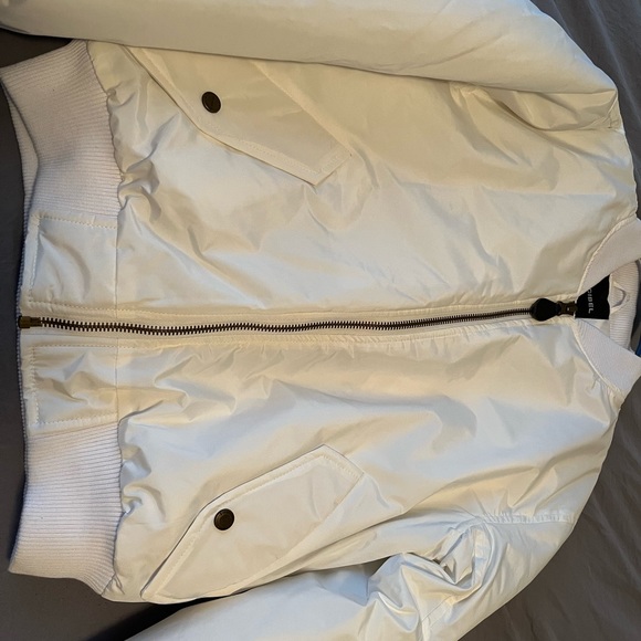 Decibel White Puffer Jacket. Small - Picture 2 of 7